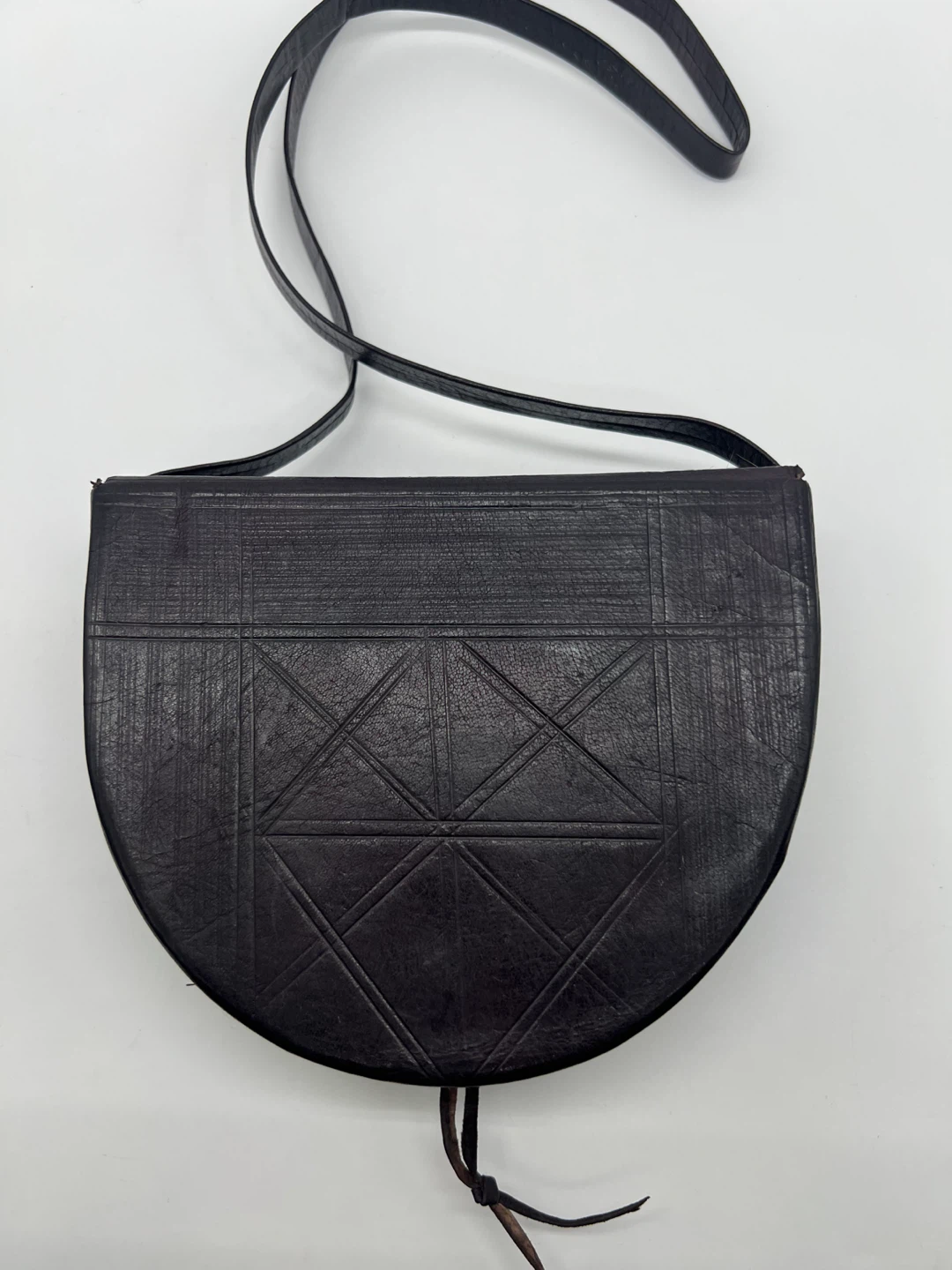 Hand Crafted Leather Bronze Plate Small Shoulder Bag - photo 4