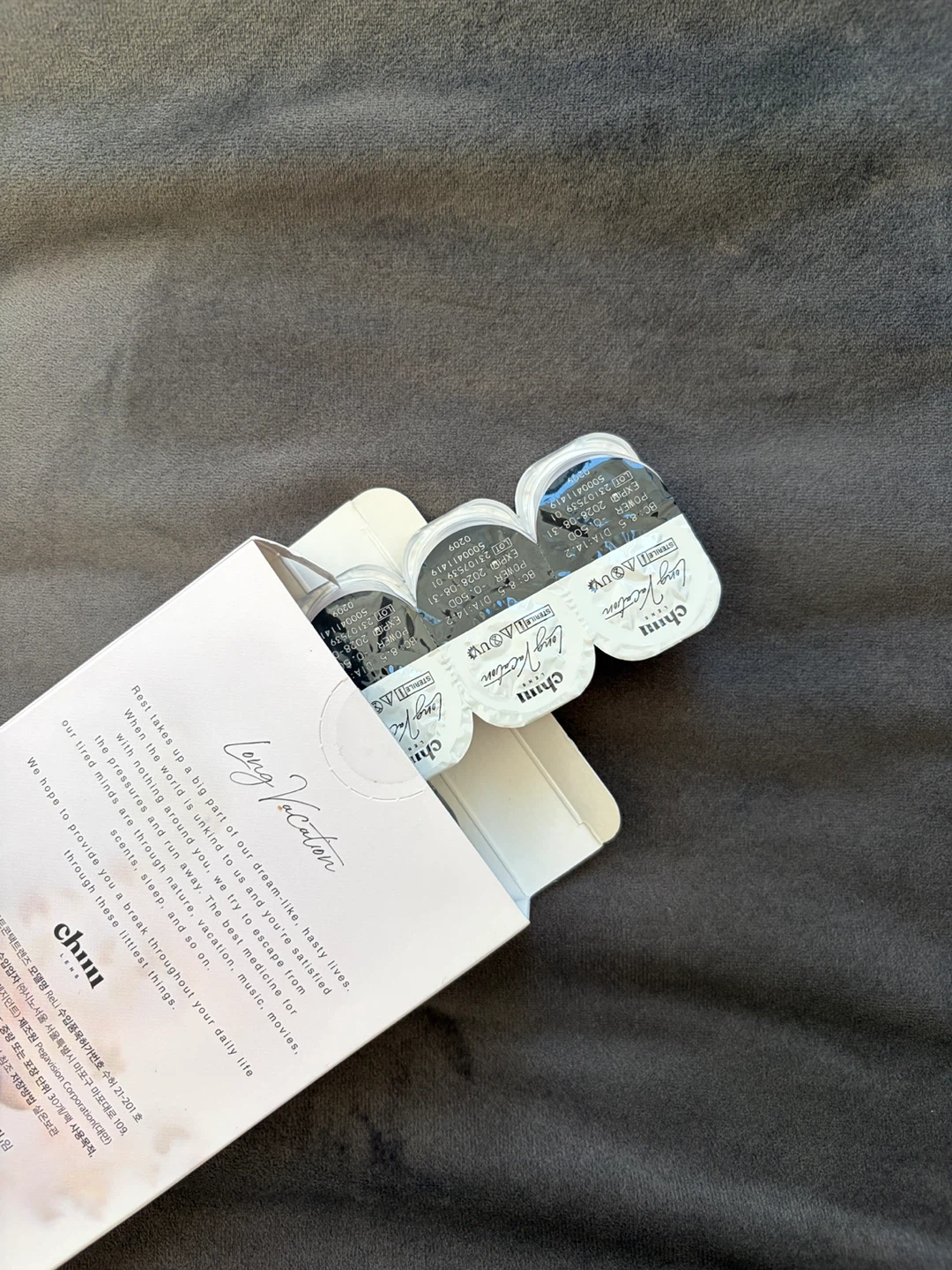 Chuu Long Vacation Contact Lenses 30 pcs - photo 2