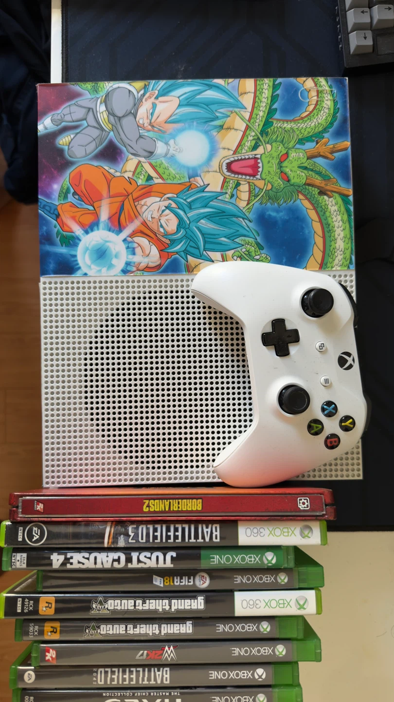 Xbox One S Console Dragon Ball Z Edition