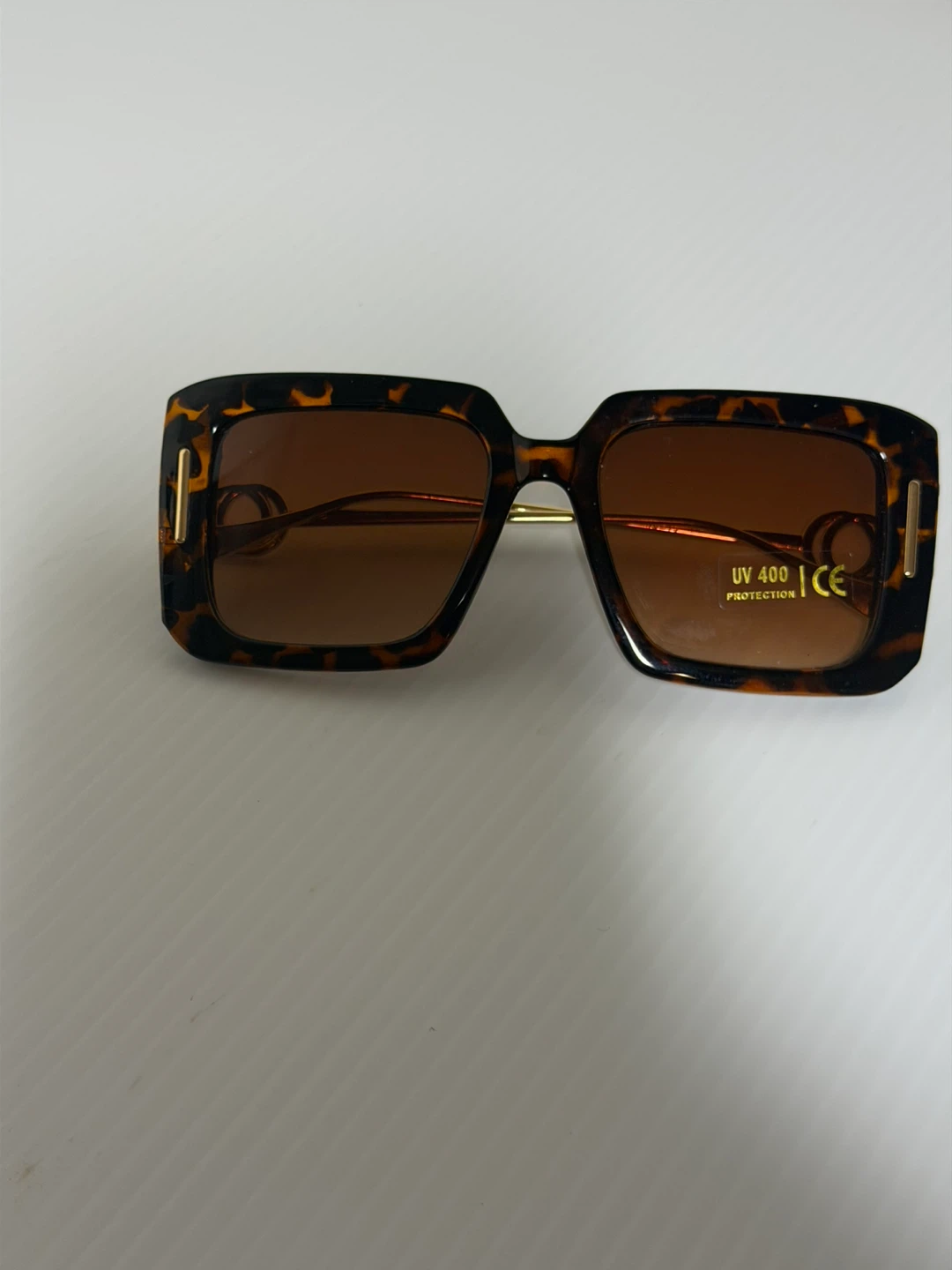 Gucci Square Tortoiseshell Sunglasses with Gold Accents