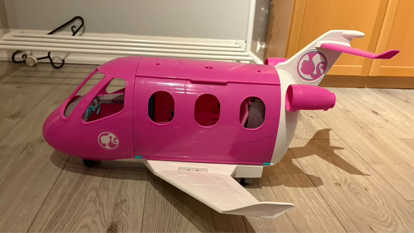 Barbie Dreamhouse, Airplane, and Camper - photo 5