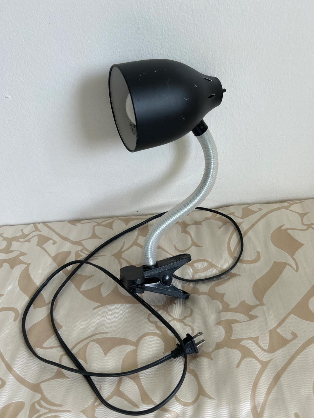Black Clip-On Desk Lamp - photo 2