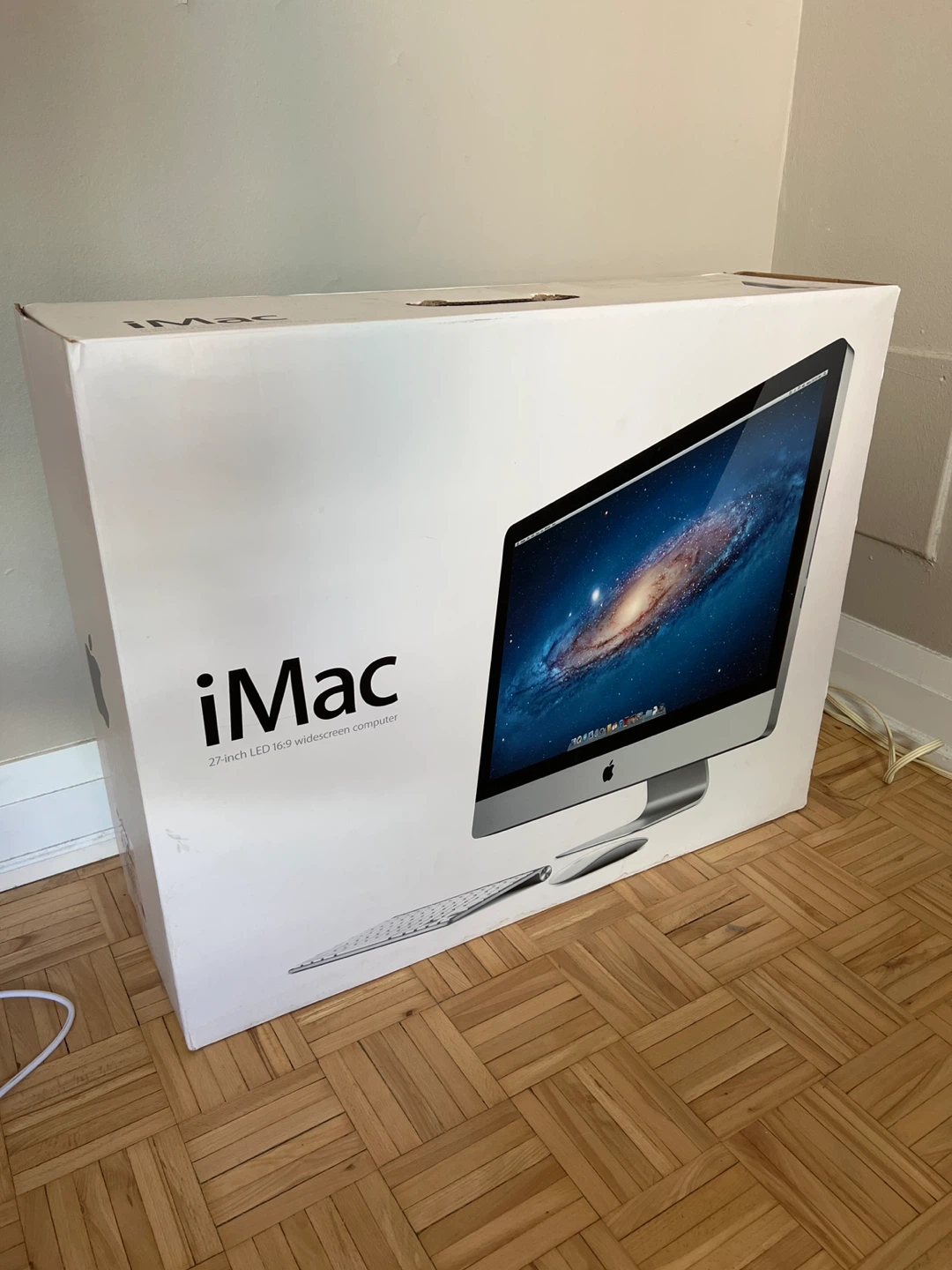 Apple iMac 27-inch LED widescreen computer