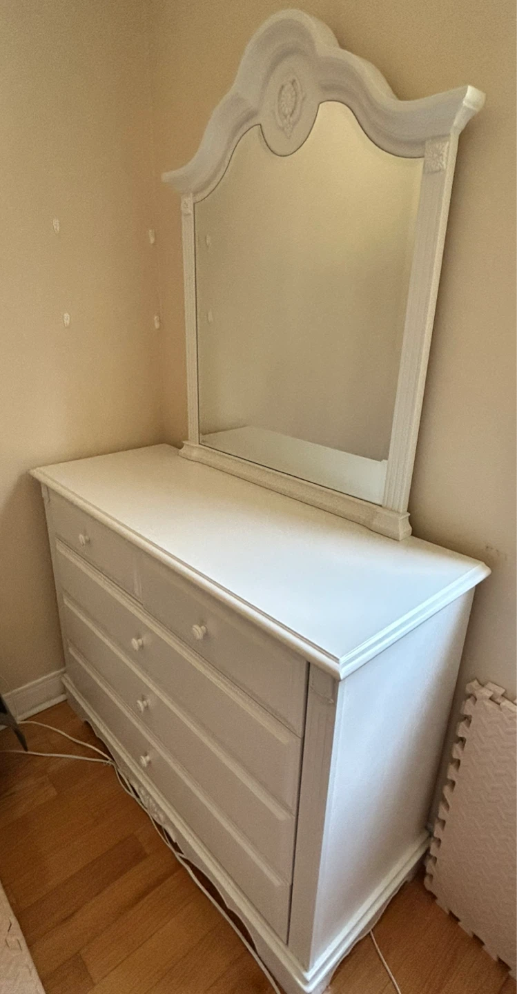 White Hardwood Vanity Dresser / Vintage Vanity Drawer - photo 2