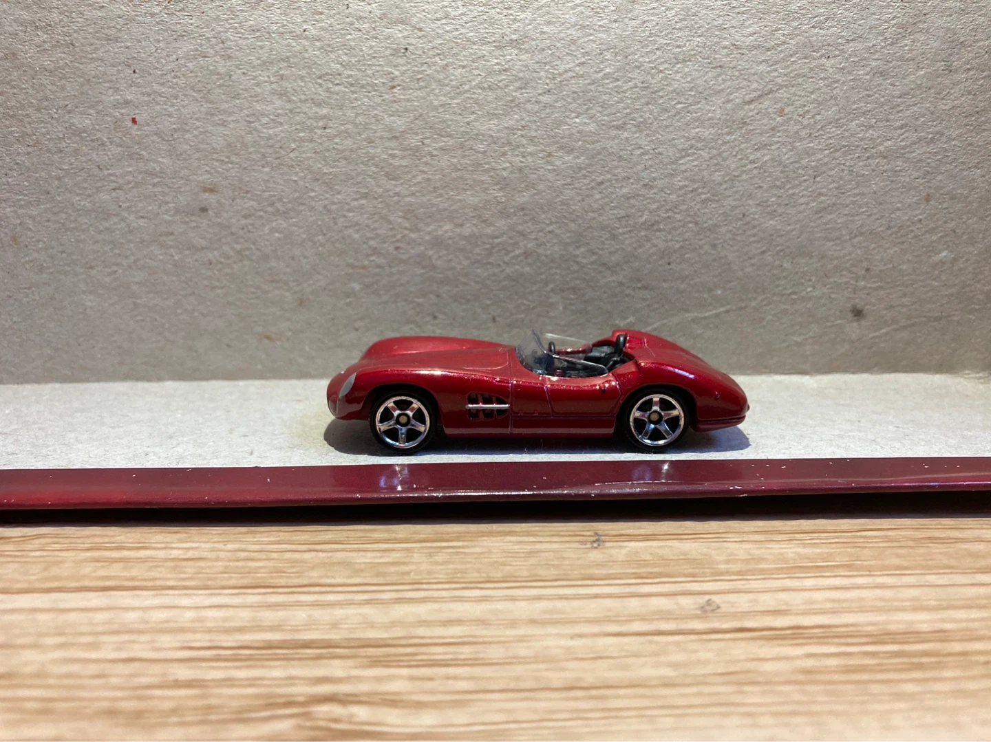 Matchbox Loose / 1956 Aston Martin DBR1 / Dark Red - photo 3