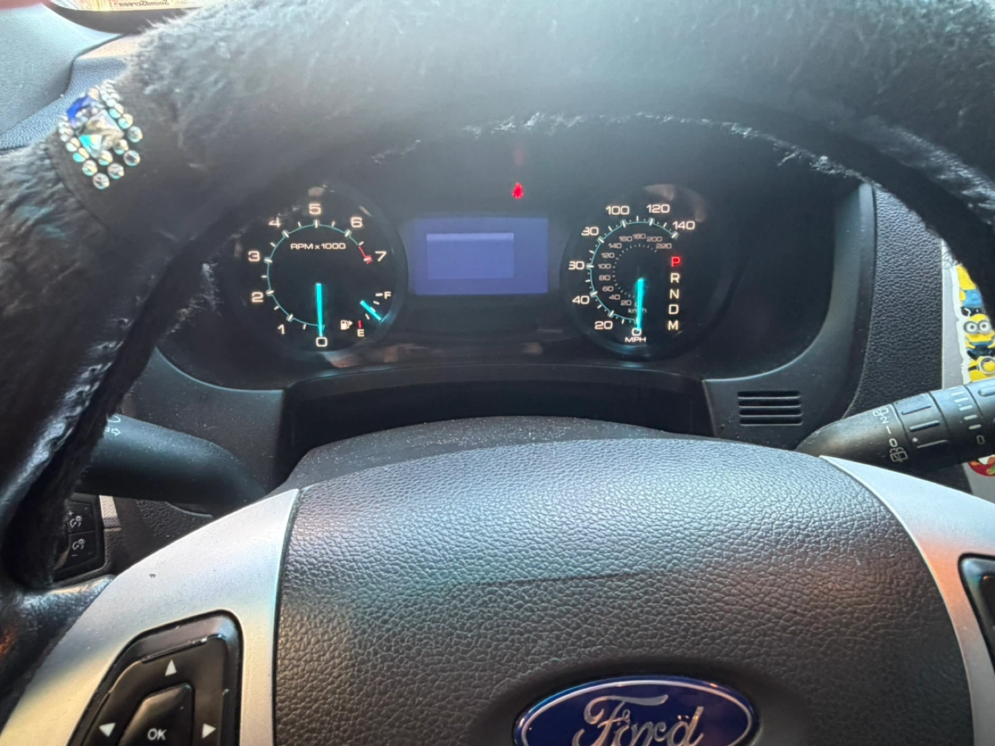 White Ford Explorer SUV - photo 2
