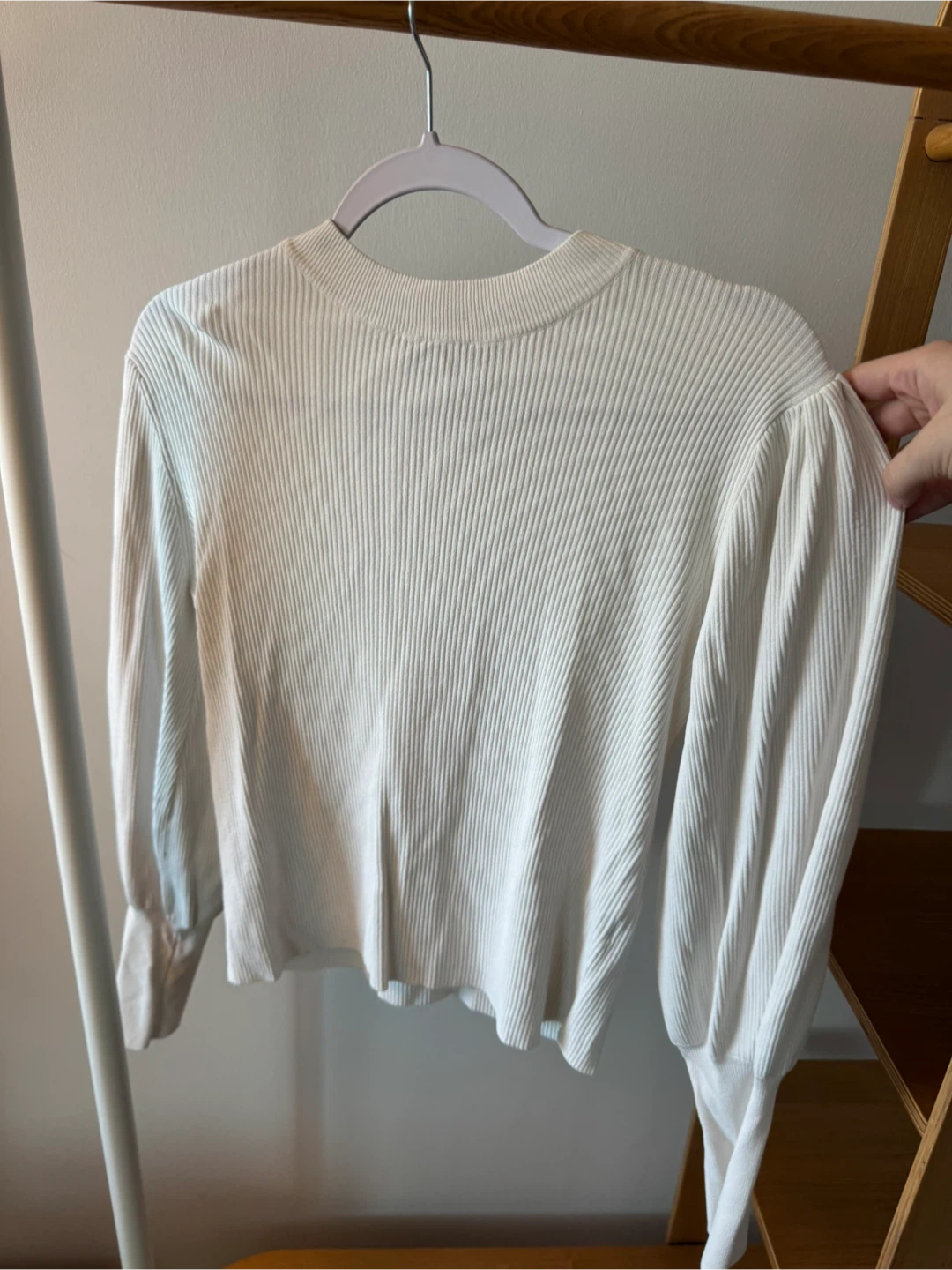 White Ribbed Puff Sleeve Sweater - photo 3