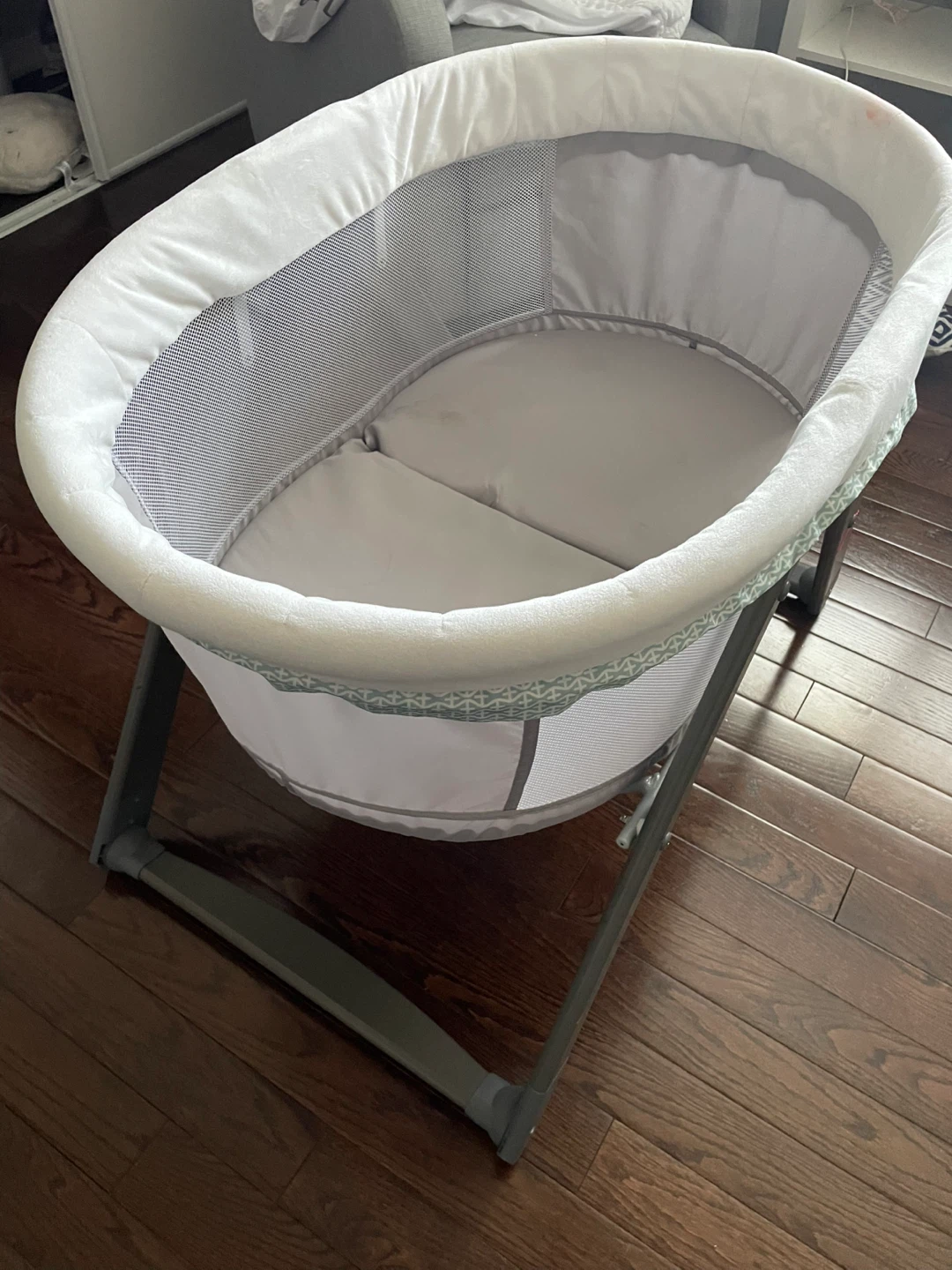 Baby Bassinet For Sale - photo 2