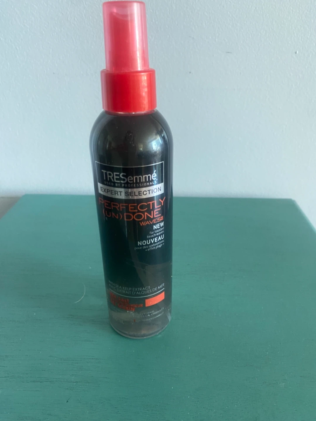 TRESemmé Expert Selection Perfectly (un)Done Waves Spray