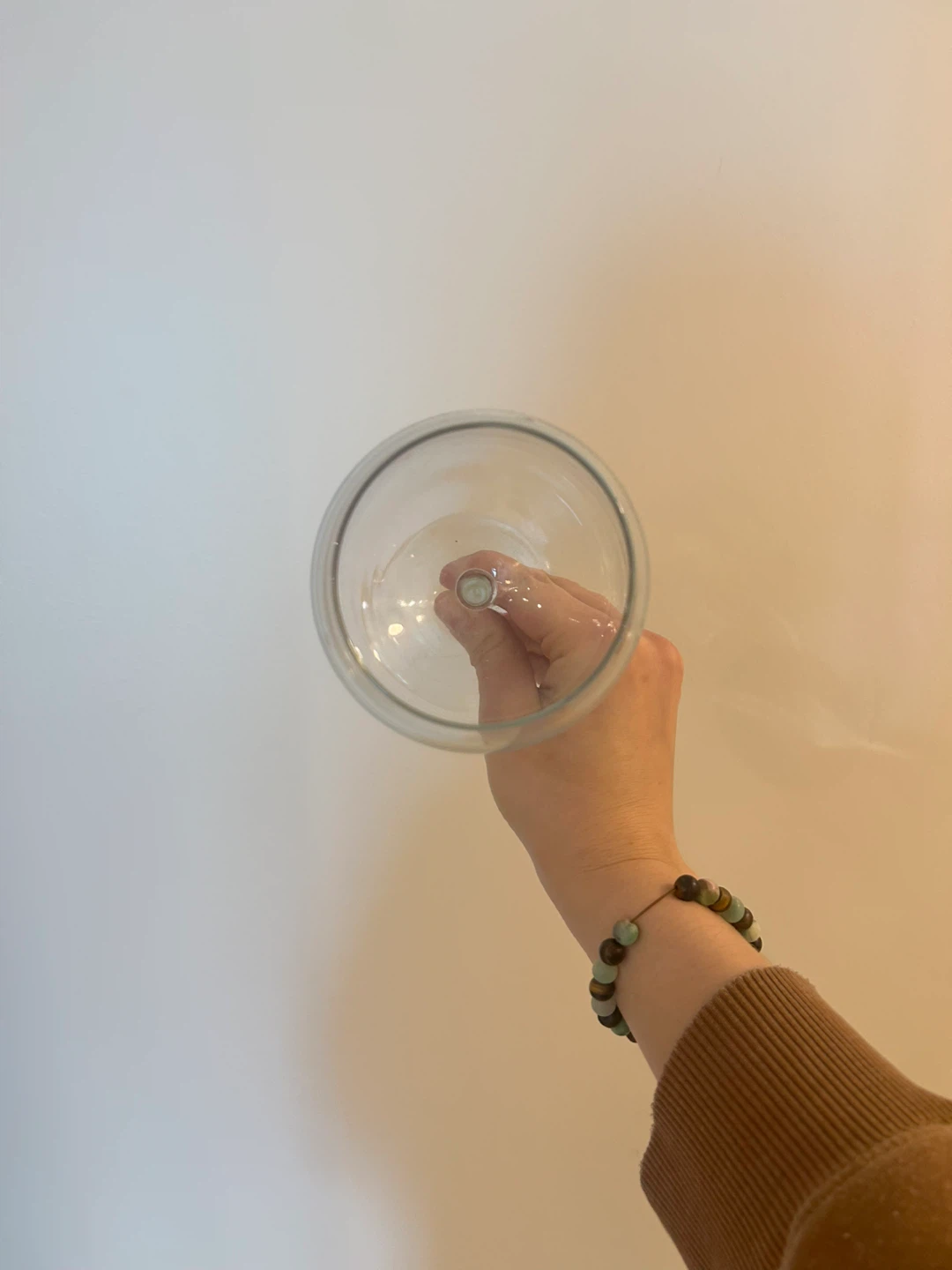 Free Clear Wine Glass - photo 2