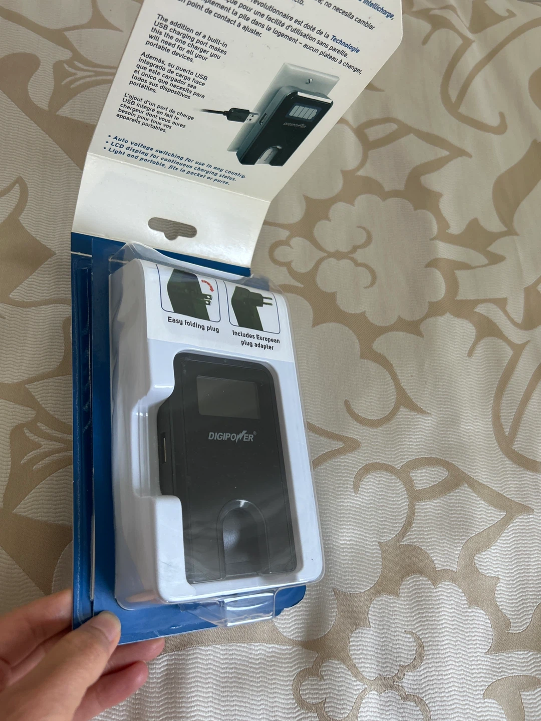 DIGIPOWER TC-55S Digital Camera Travel Charger - photo 2
