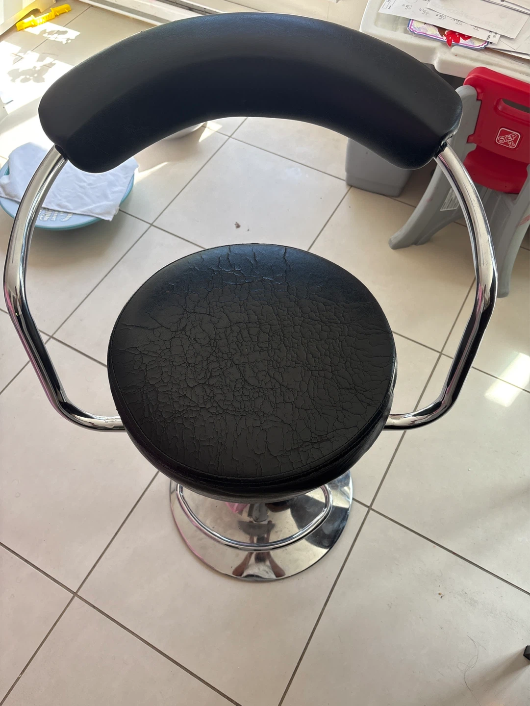 Black Salon Stool
