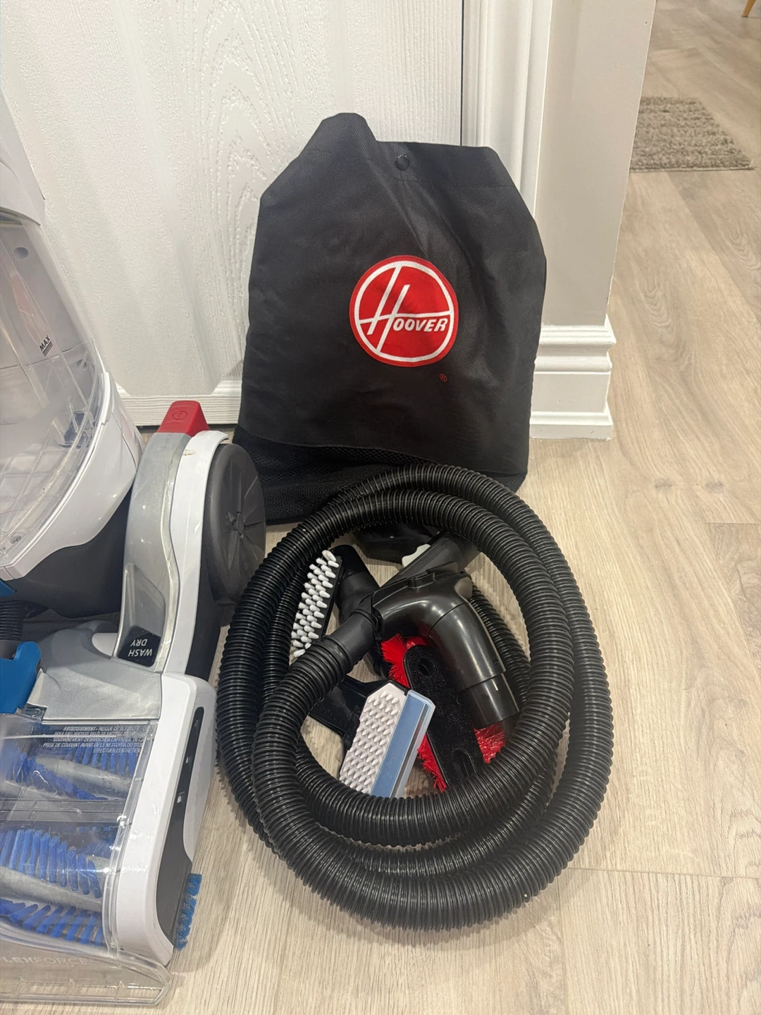 Hoover SmartWash Carpet Cleaner - photo 2