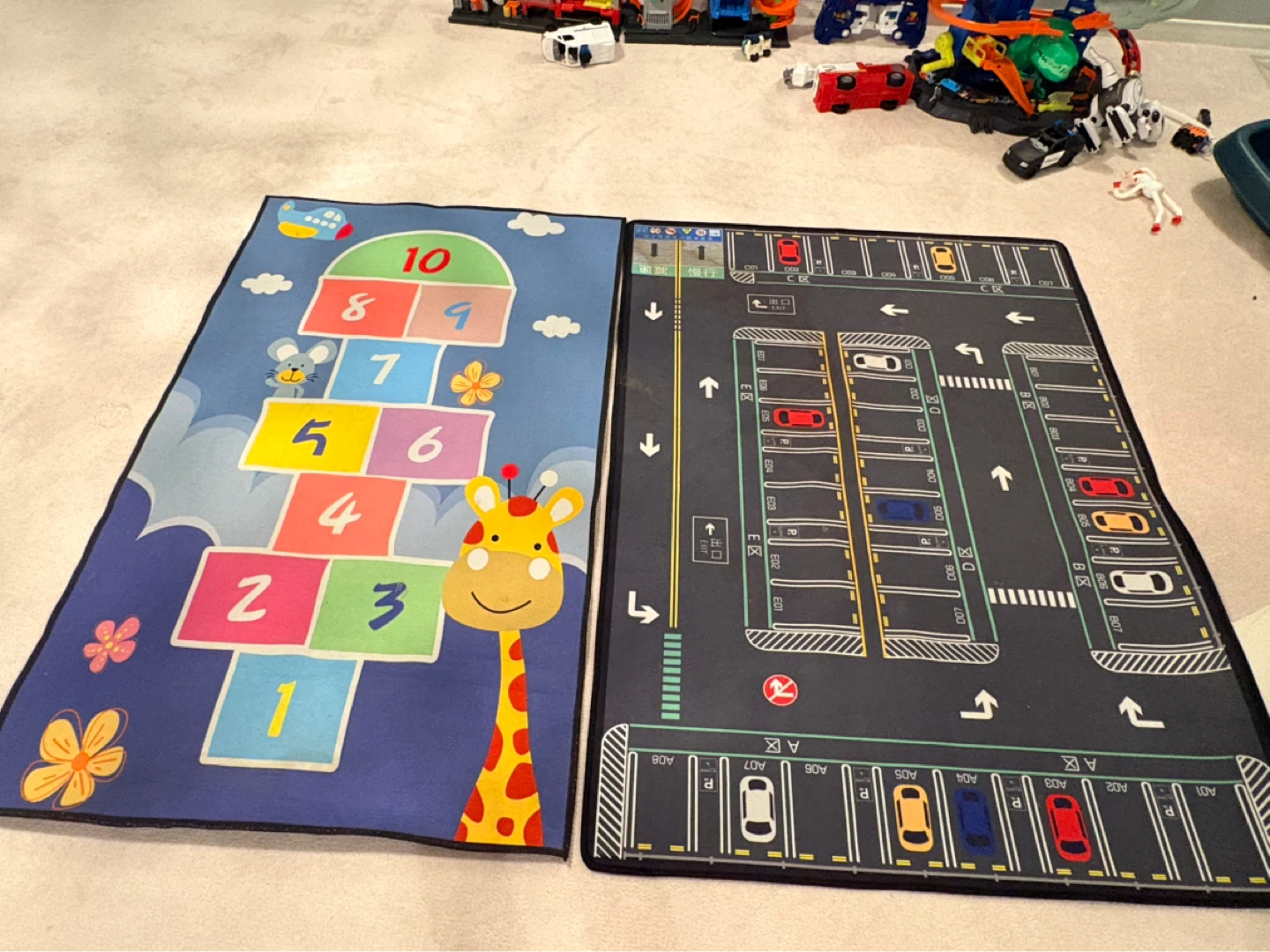 Children's Play Mat - Hopscotch and City Scene