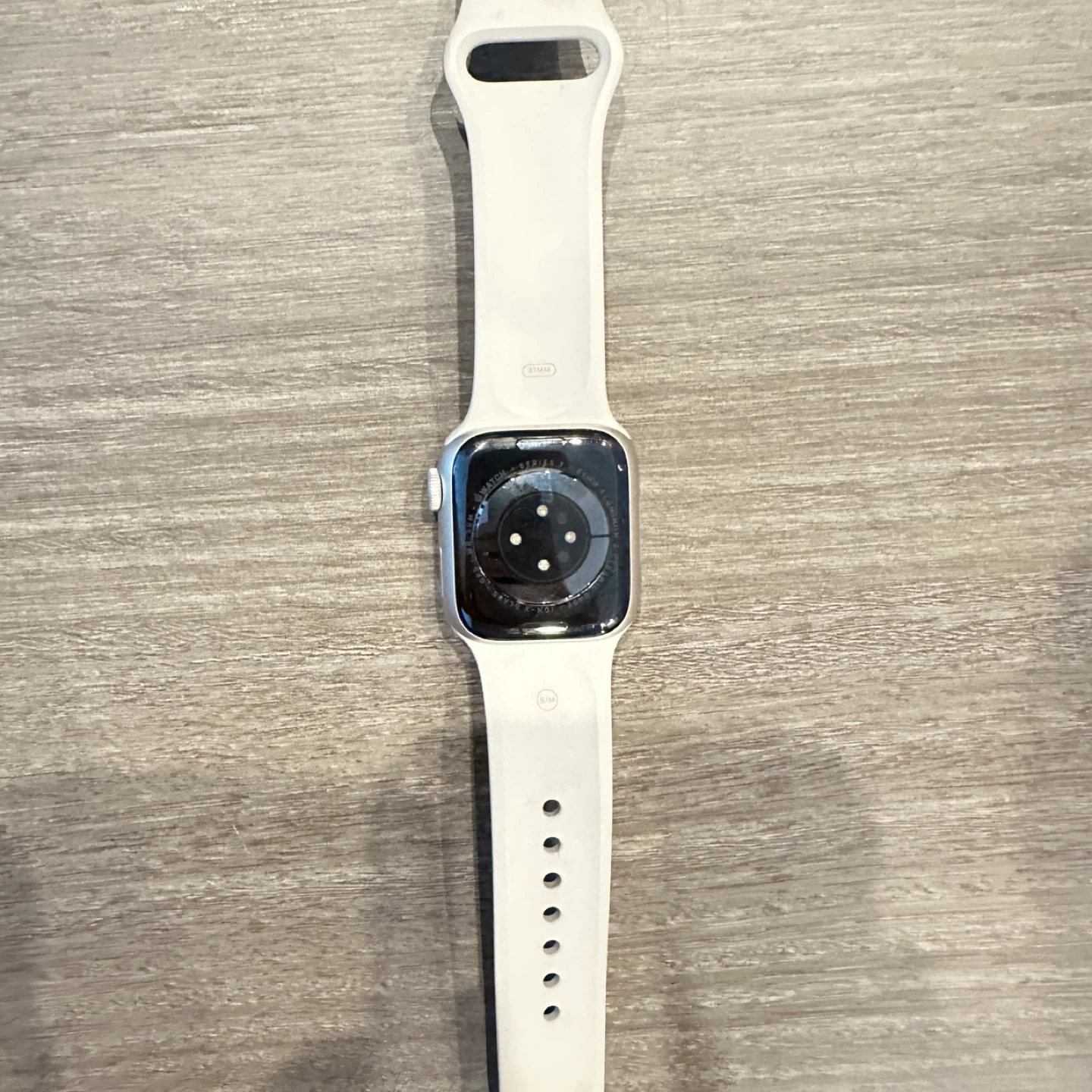 Apple Watch Series 7 - Starlight - photo 4