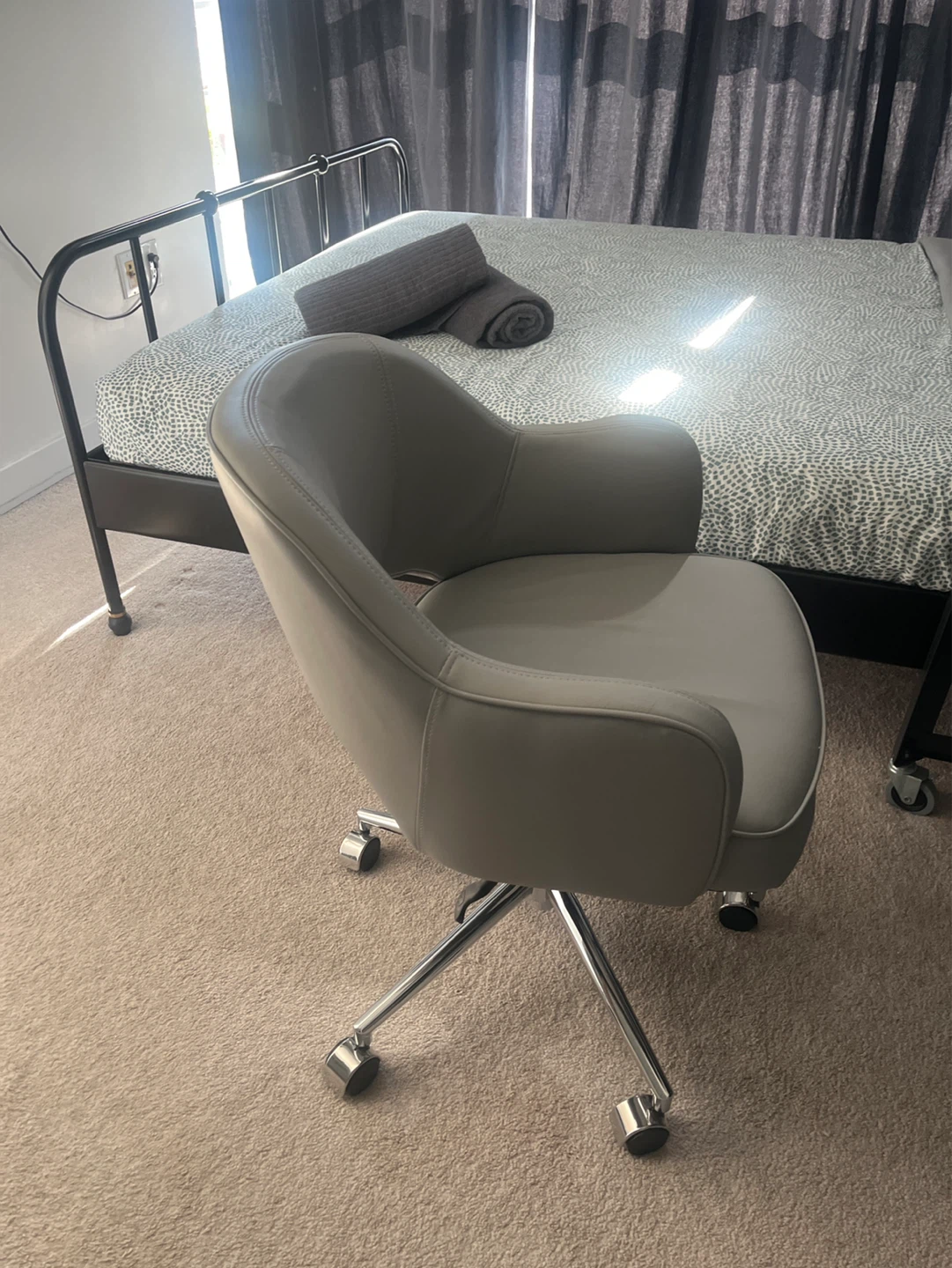 Grey Office Chair on Wheels