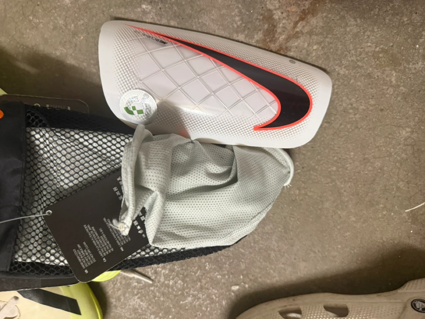 Nike Mercurial Lite XL Shin Guards - photo 2