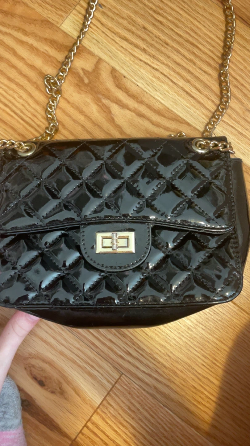 Black Stitch Pineapple Quilted Purse
