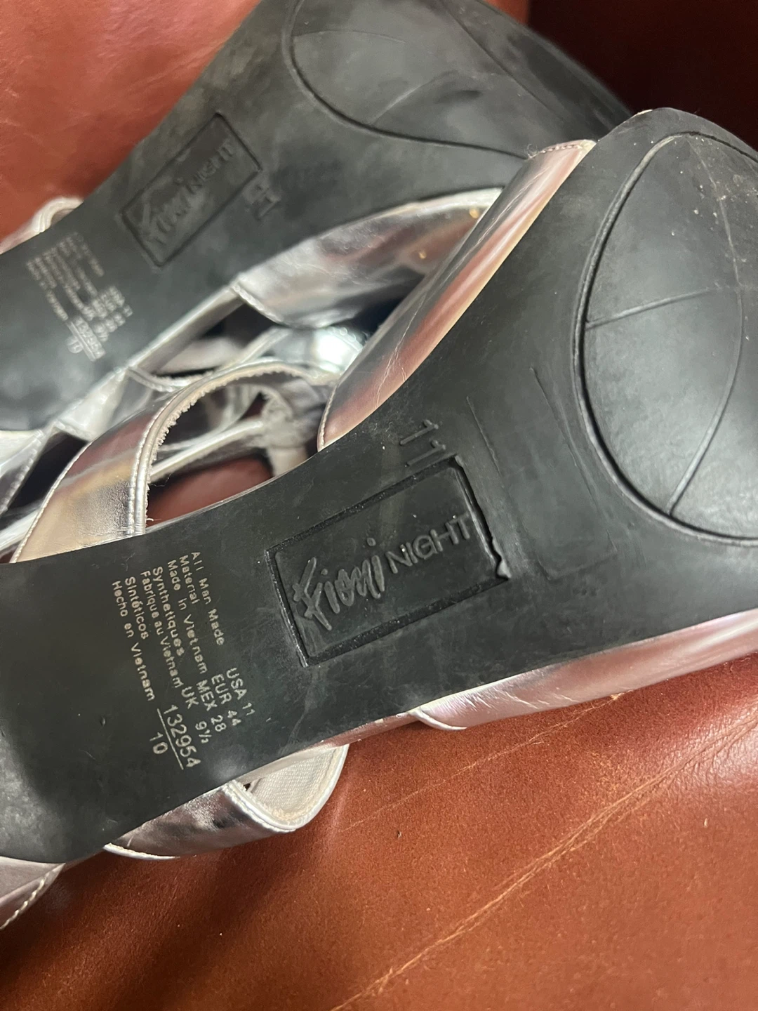 Fioni Night Silver Heels Size 11 - photo 2