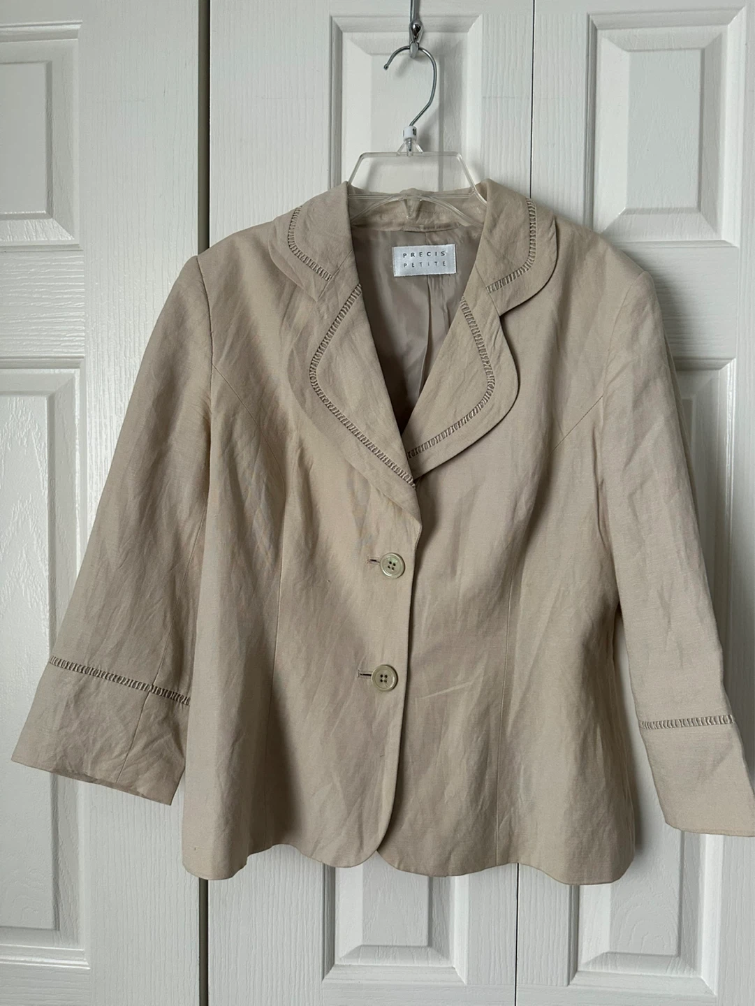 Ladies blazer size 8 petite