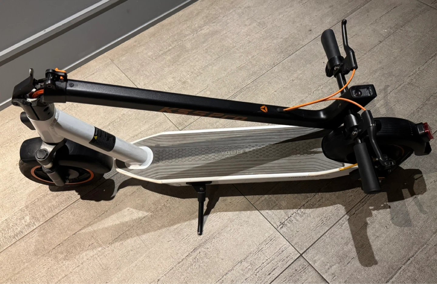 Yadea KS5 Pro Electric Scooter - photo 3
