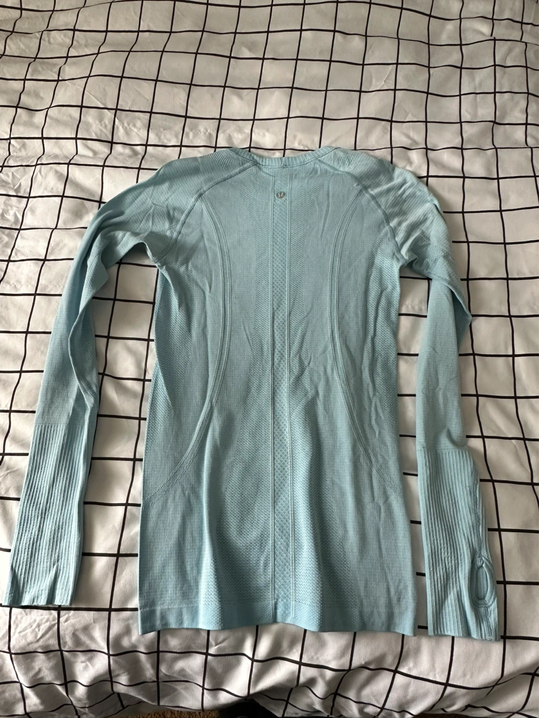 Lululemon baby blue size 4 - photo 4