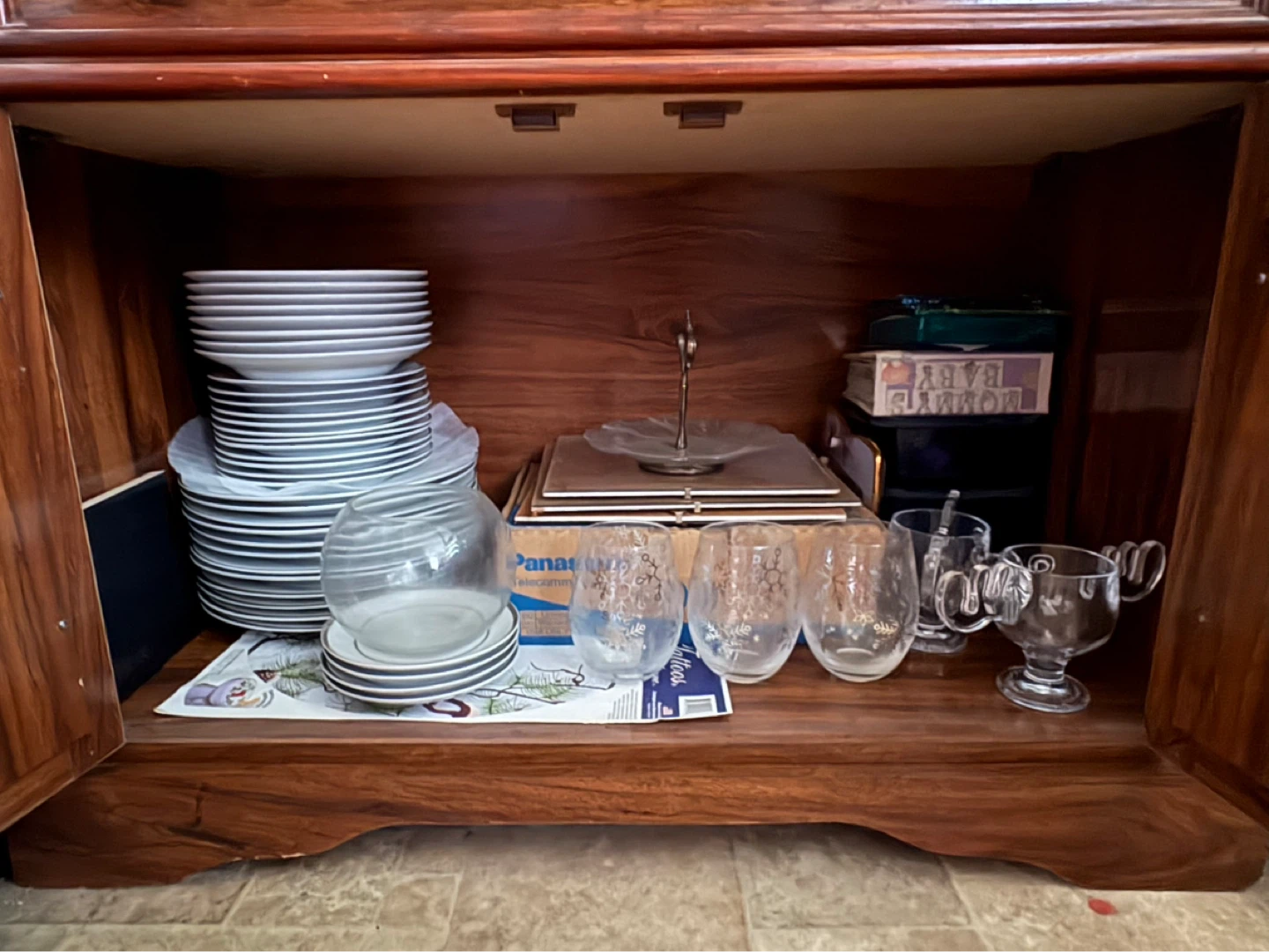 Wooden Display Cabinet with Glass Doors - photo 3