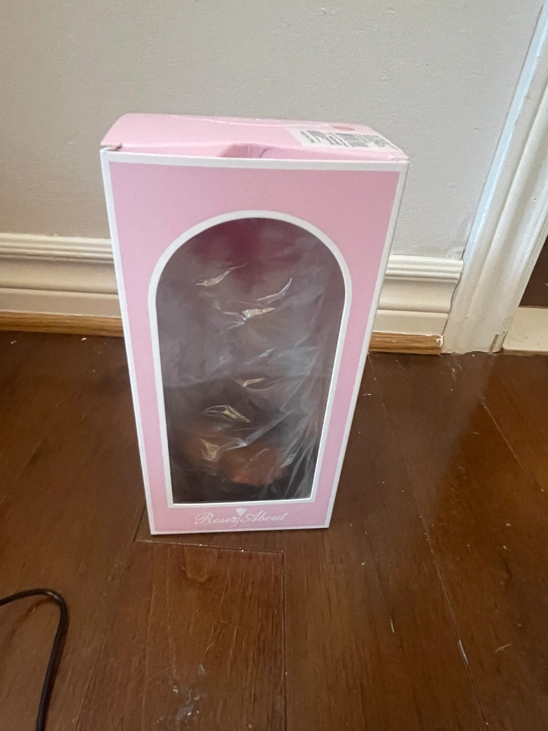 Enchanted Rose Lamp with Dome - photo 5