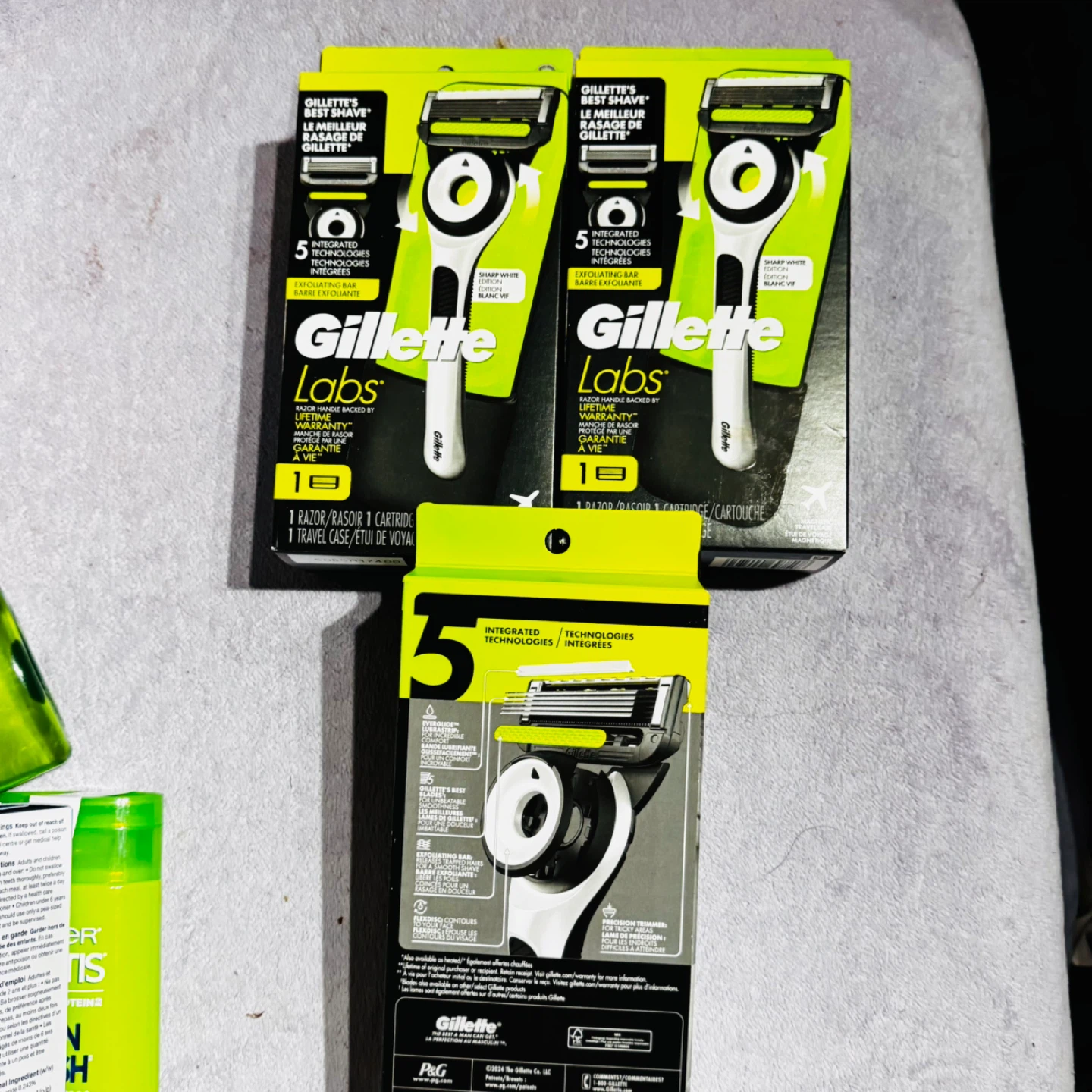 Gillette Labs Razor - 3 Pack. * 3 for $45* - photo 3