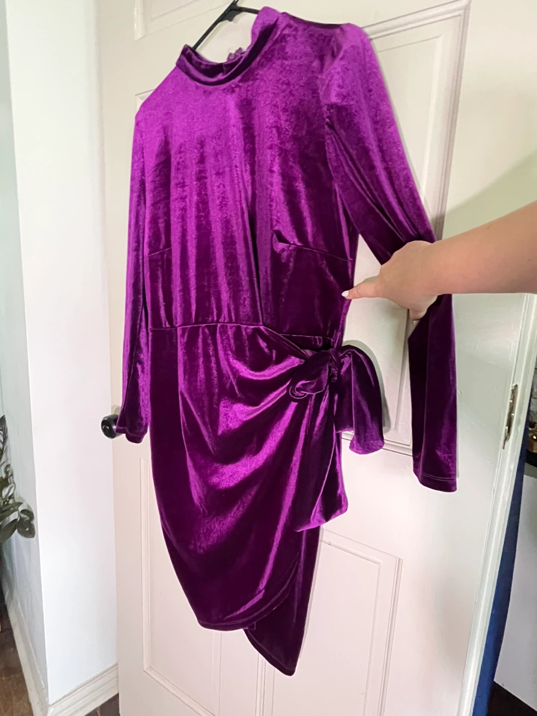 ELOQUII PURPLE Velvet Mock Neck Ruched Sleeve Dress Size 14 - photo 2