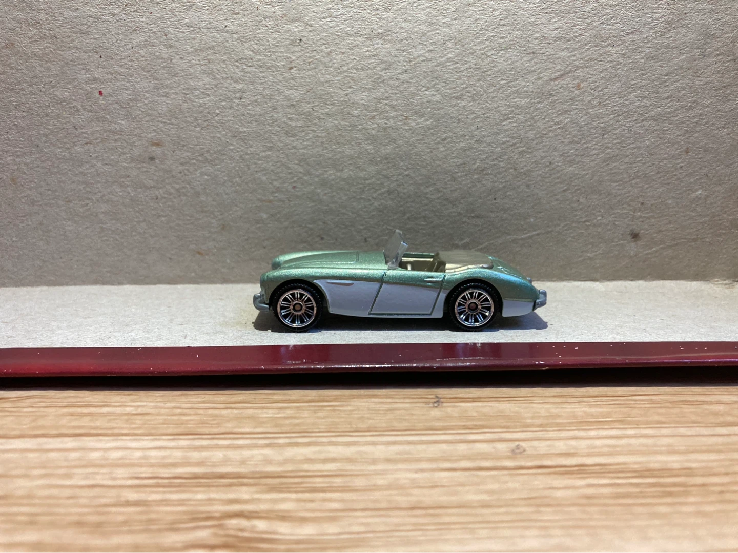 Matchbox Loose / 63 Austin Healey 3000 MK2 / Light Green - photo 3
