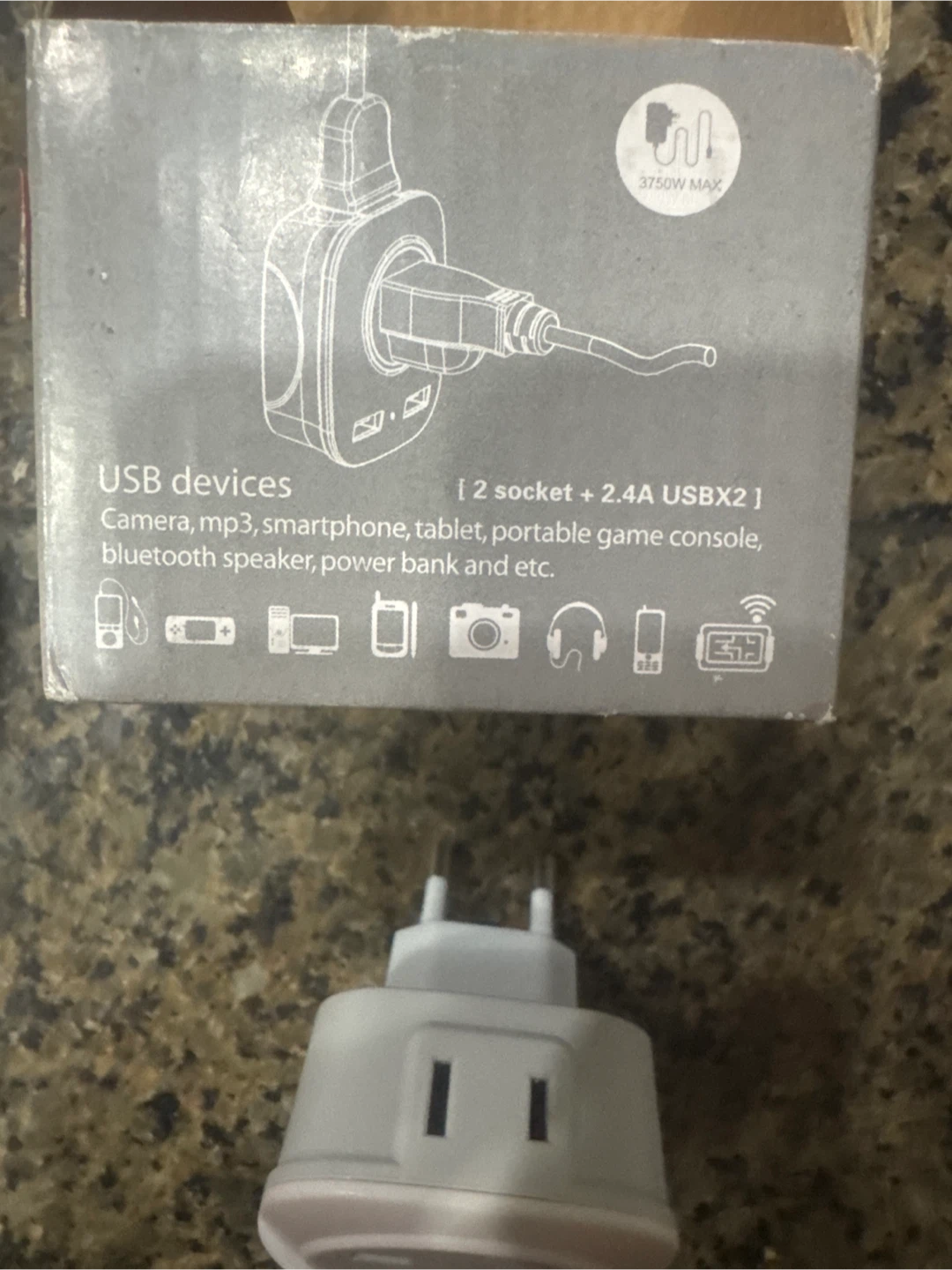 Travel Plug Adapter with 2 Sockets and 2 USB Ports - photo 3
