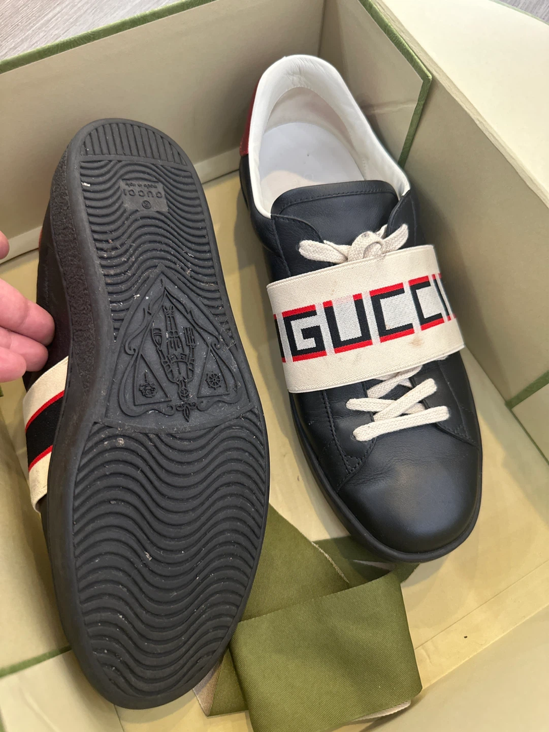 Gucci Black Leather Sneakers with Logo Strap - Size 8.5 - photo 2