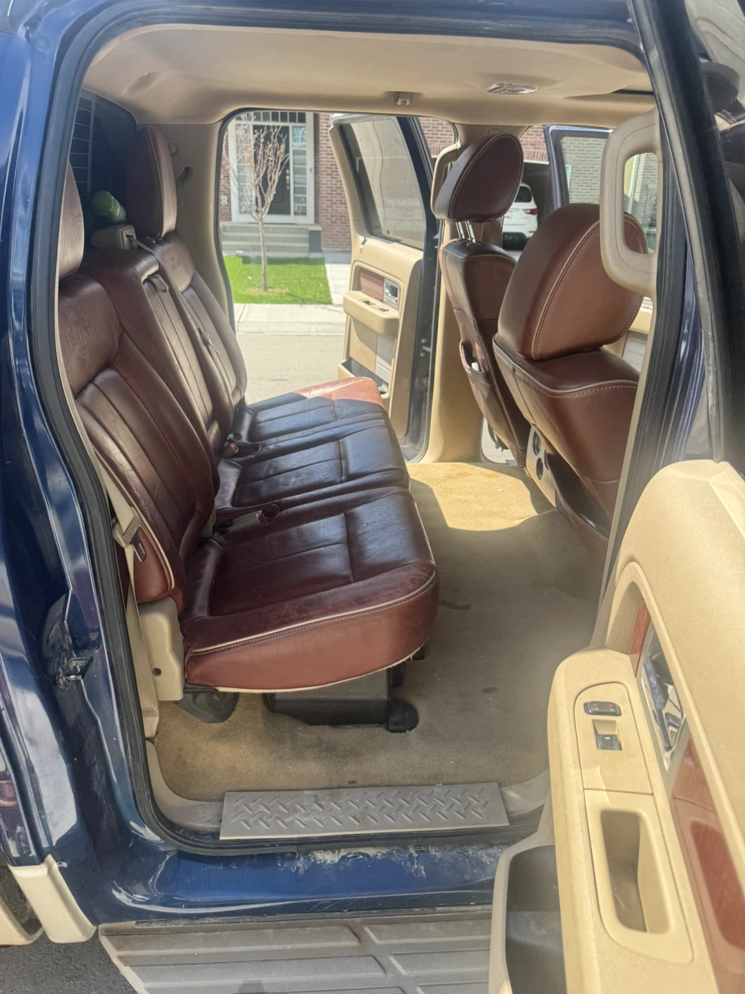 Ford F-150 King Ranch Crew Cab Truck - photo 3