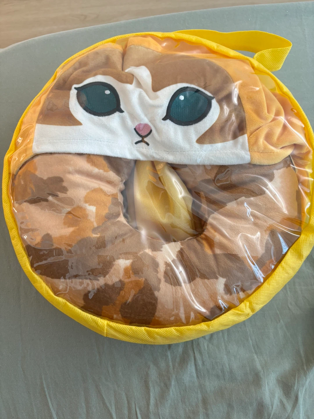 NEW Mofu Cat Neck Pillow travel