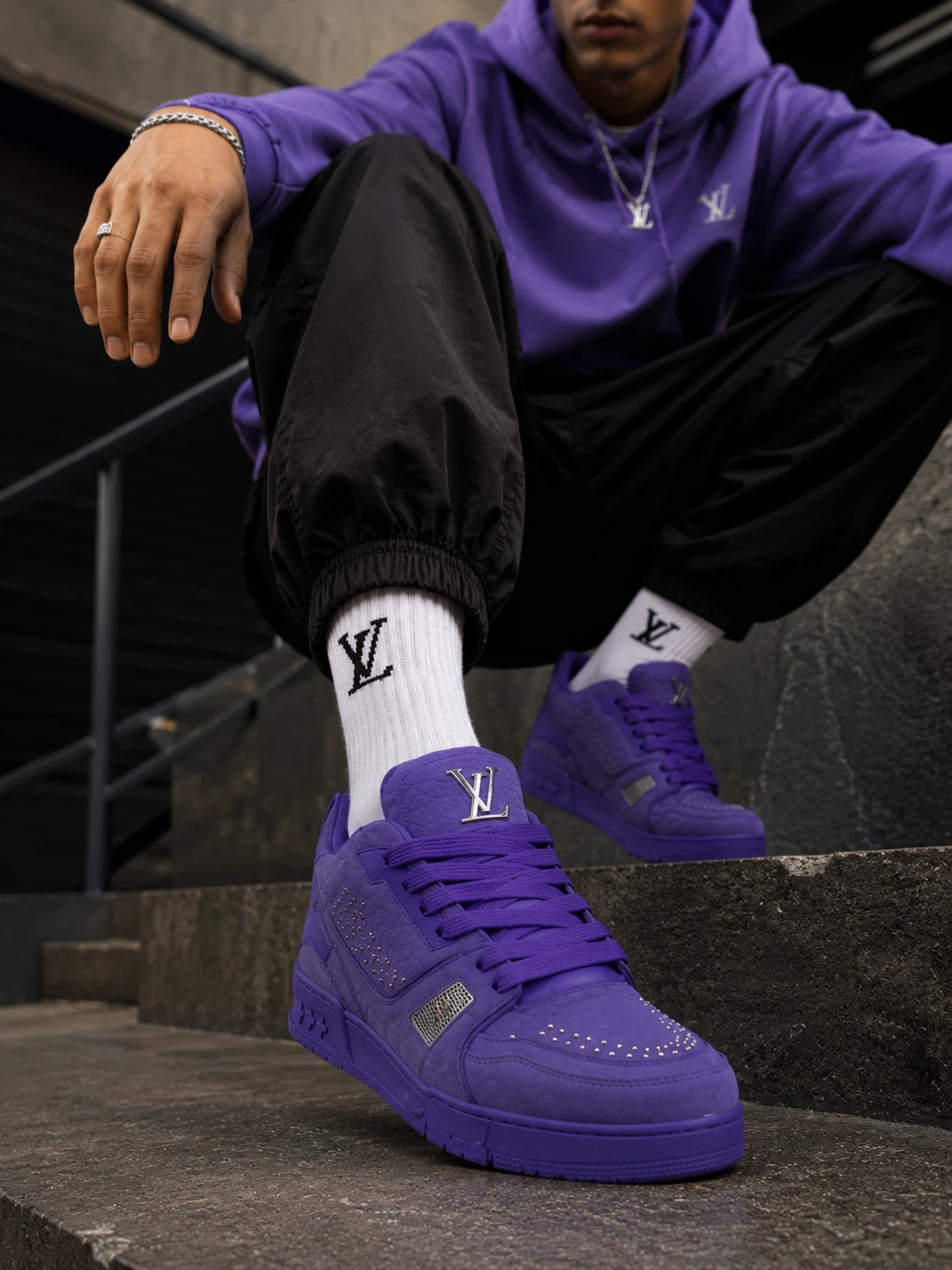 Louis Vuitton LV Trainer Sneakers - Purple Suede - photo 4