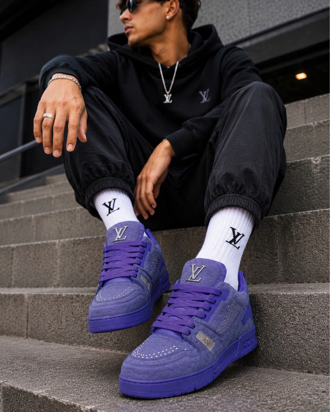 Louis Vuitton LV Trainer Sneakers - Purple Suede - photo 3