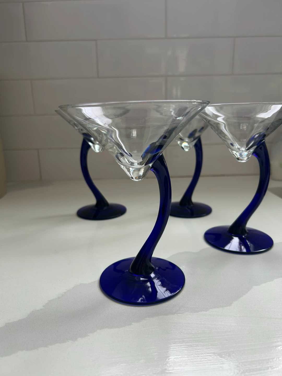 Set of 4 Martini Glasses with Blue Stems - photo 3