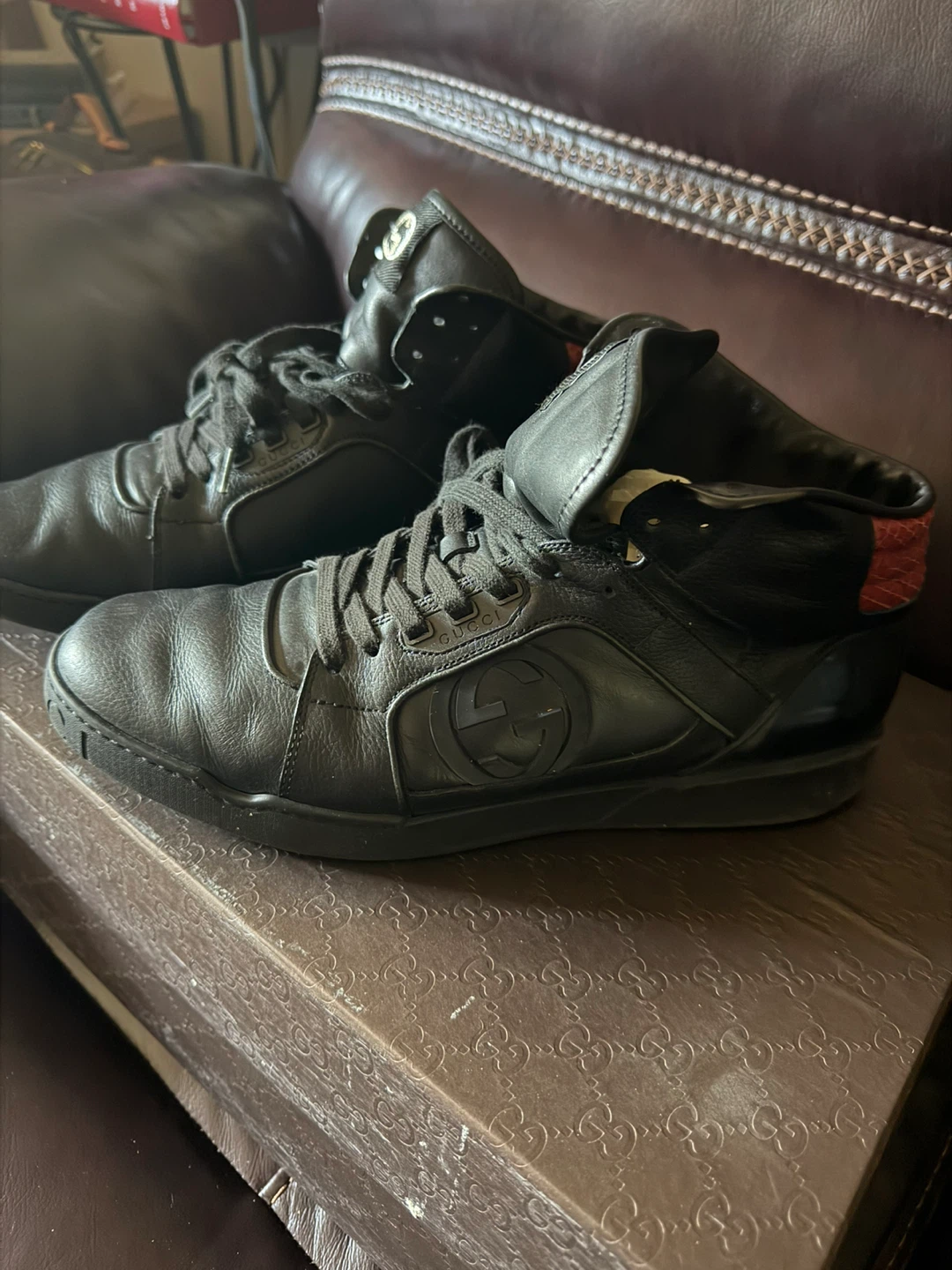Gucci Black Leather High-Top Sneakers US 9.5 Men’s Used-Good - photo 2