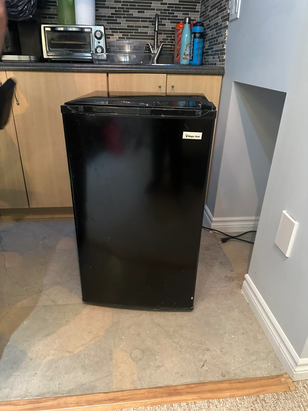 Magic chef Mini Fridge