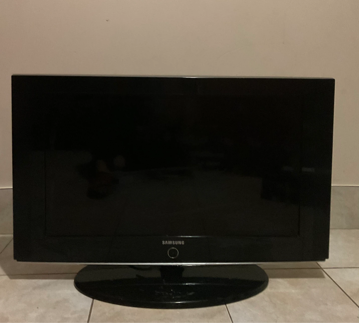 Samsung TV LN-T3242H