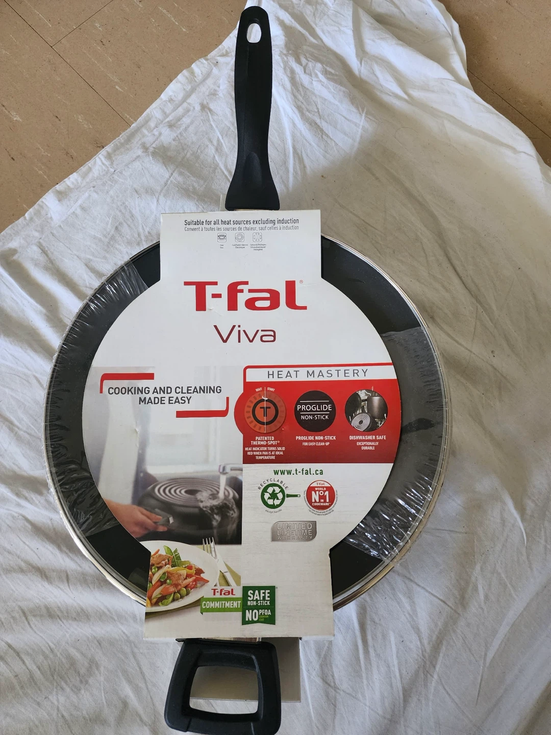 T-fal Viva jumbo Non-Stick Frying Pan