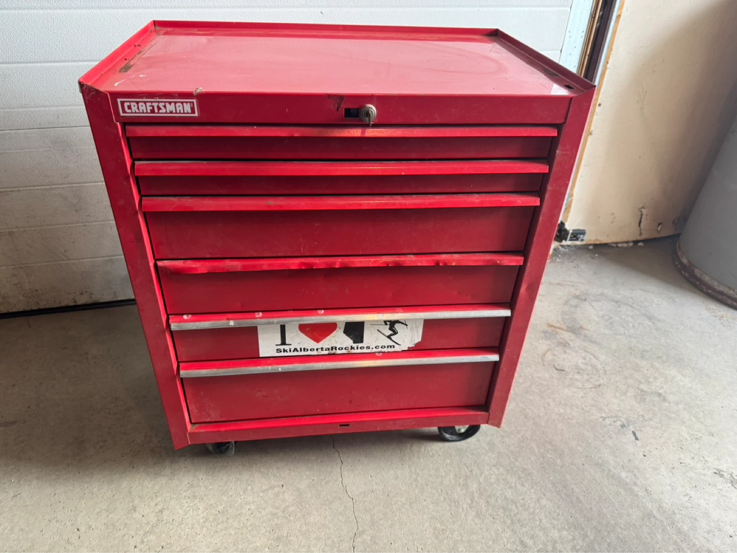 Toolbox on heavy duty Wheels. - photo 2