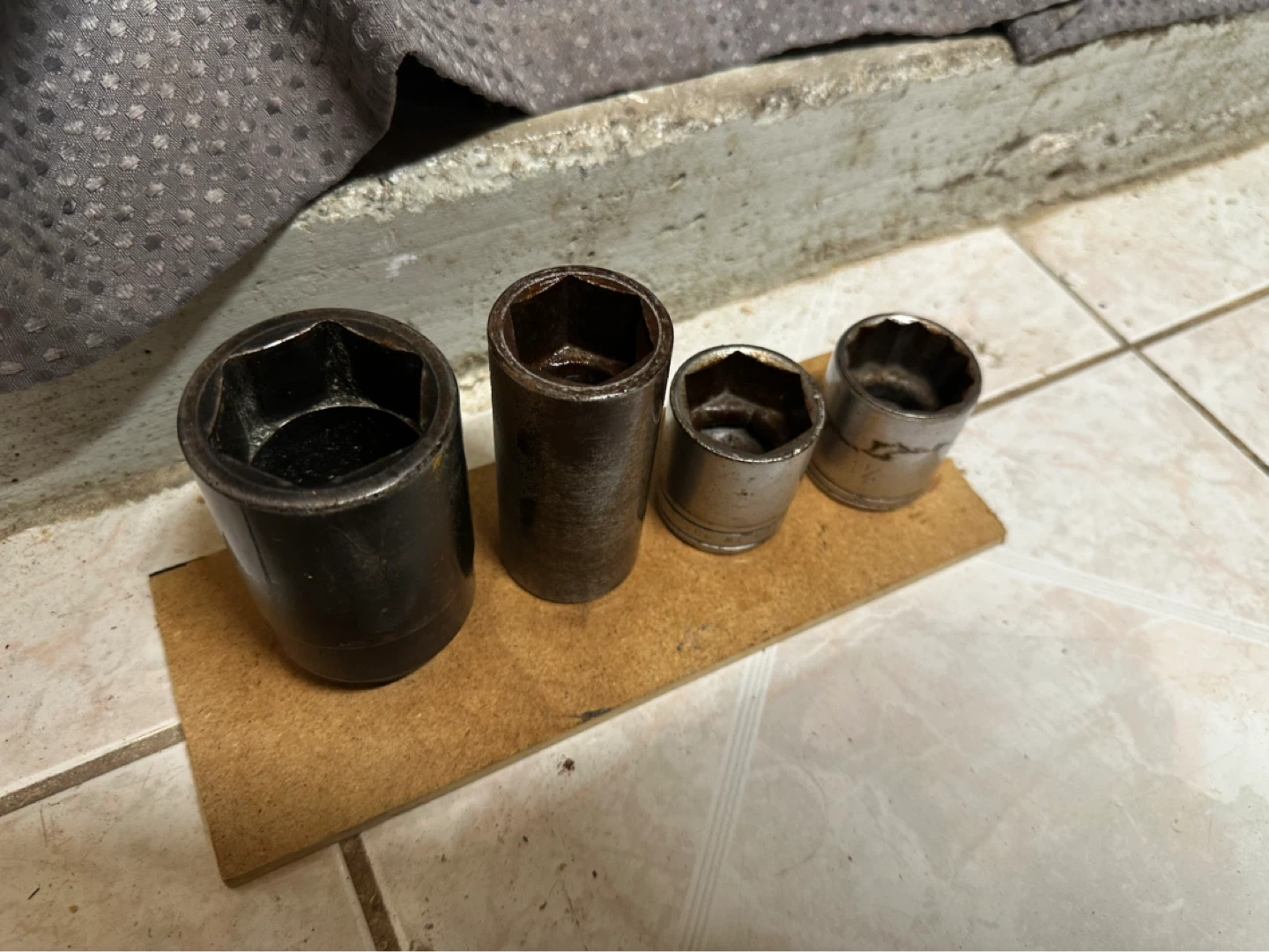Heavy‑Duty Socket Set (4 pcs) - photo 2