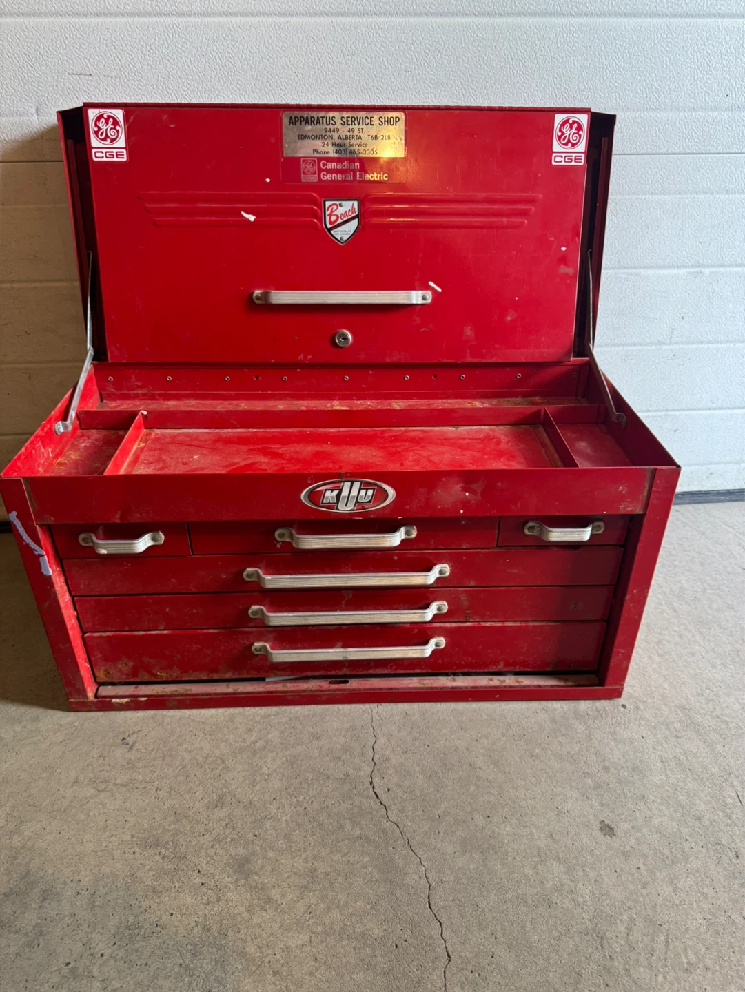 Toolbox top chest with 6 drawers.