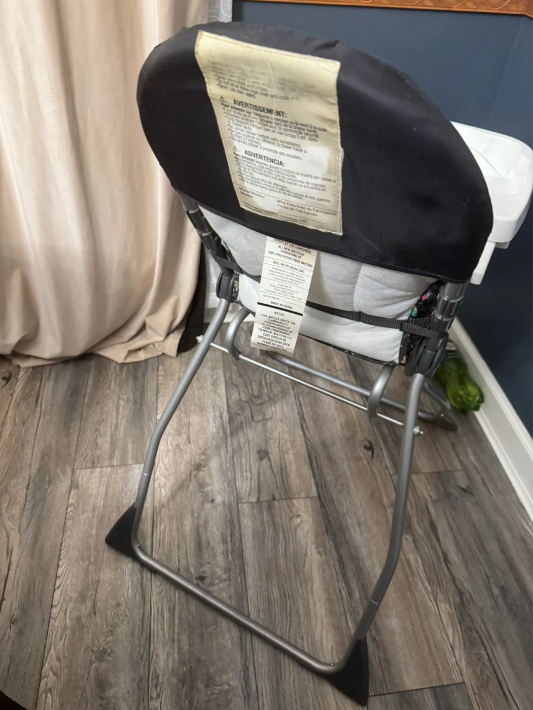 Cosco High Chair - photo 3