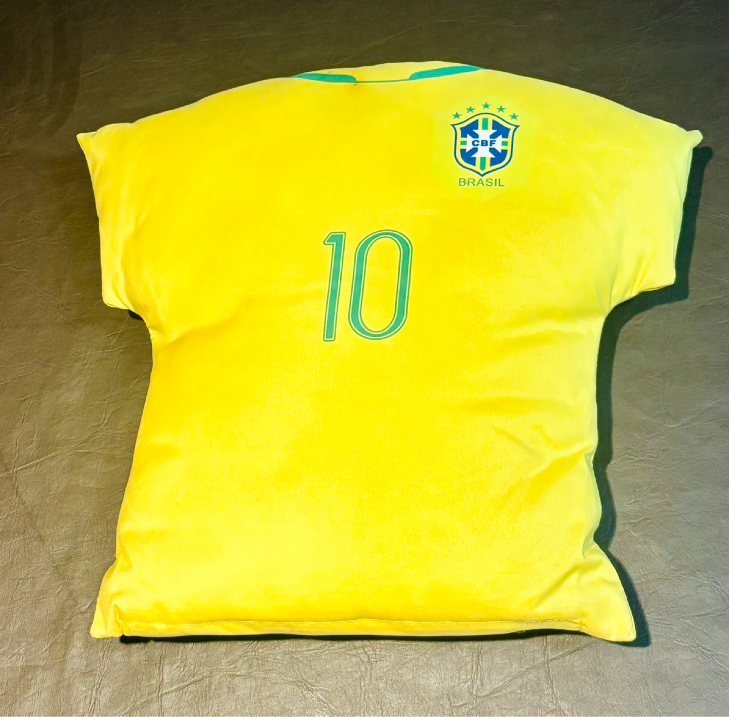 Brazil Ronaldinho #10 Soccer Jersey Pillow for WORLD CUP - photo 2