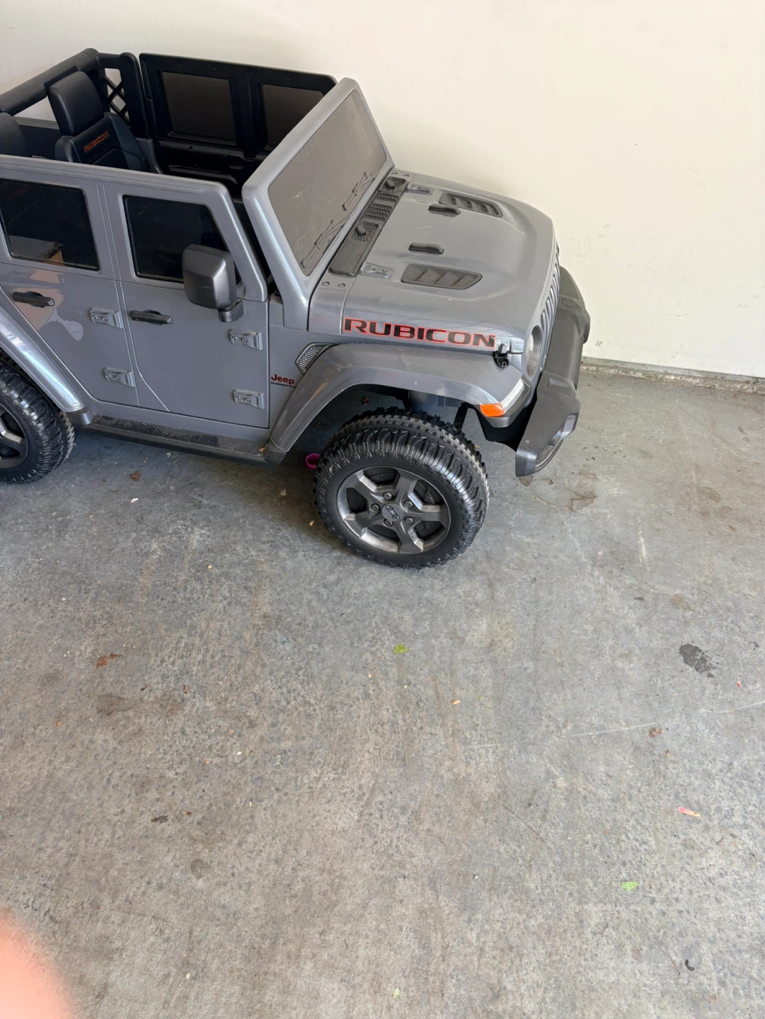 Jeep Rubicon Ride-On Toy Car