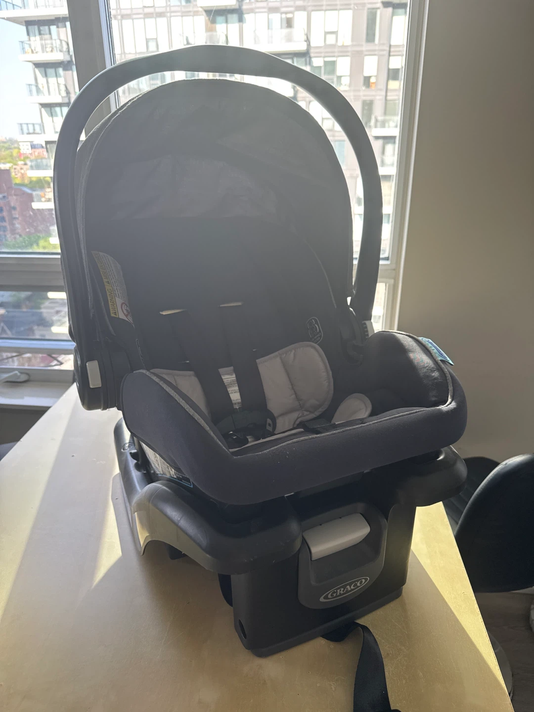 Graco SnugRide Infant Car Seat with Base