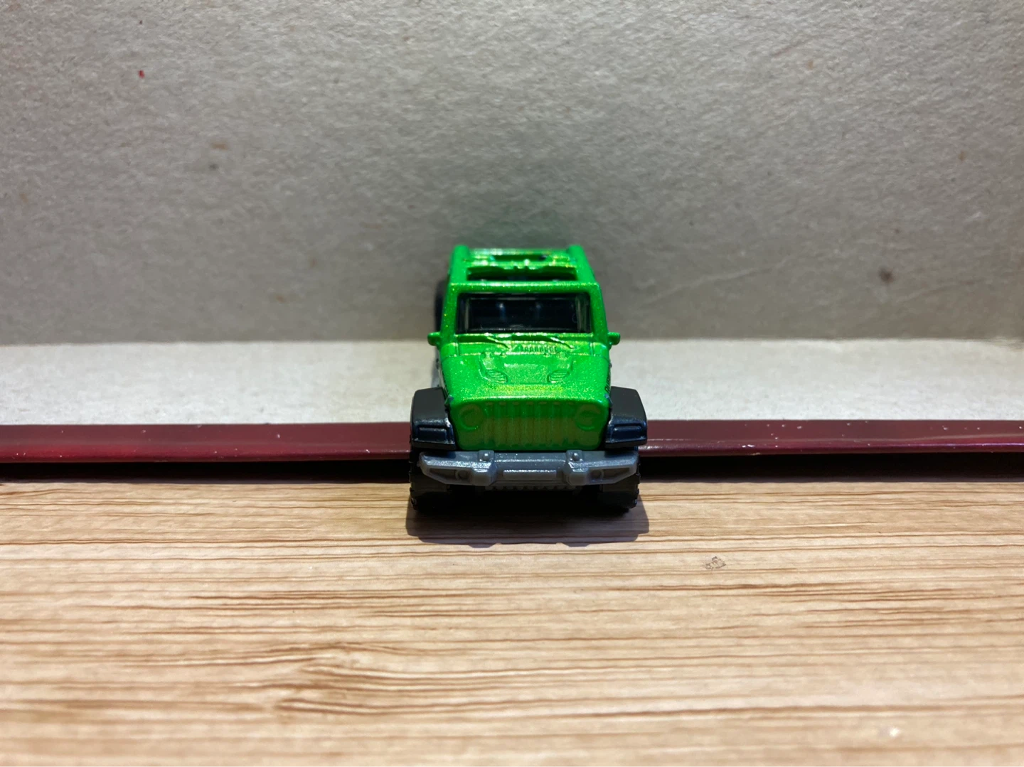 Matchbox Loose / 20 Jeep Gladiator / Green - photo 2